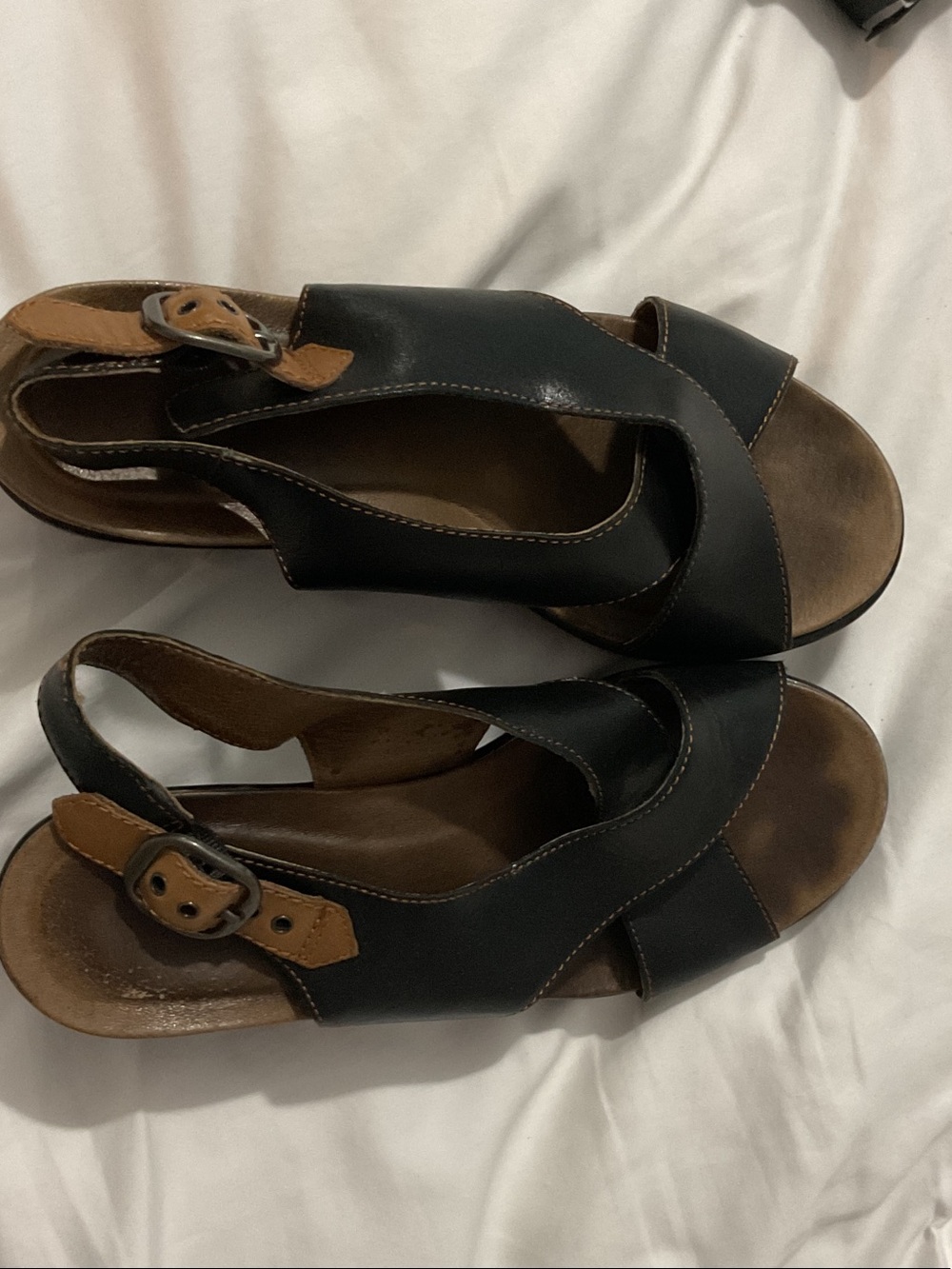 Dansko Women’s Black Leather Slingback Sandals
